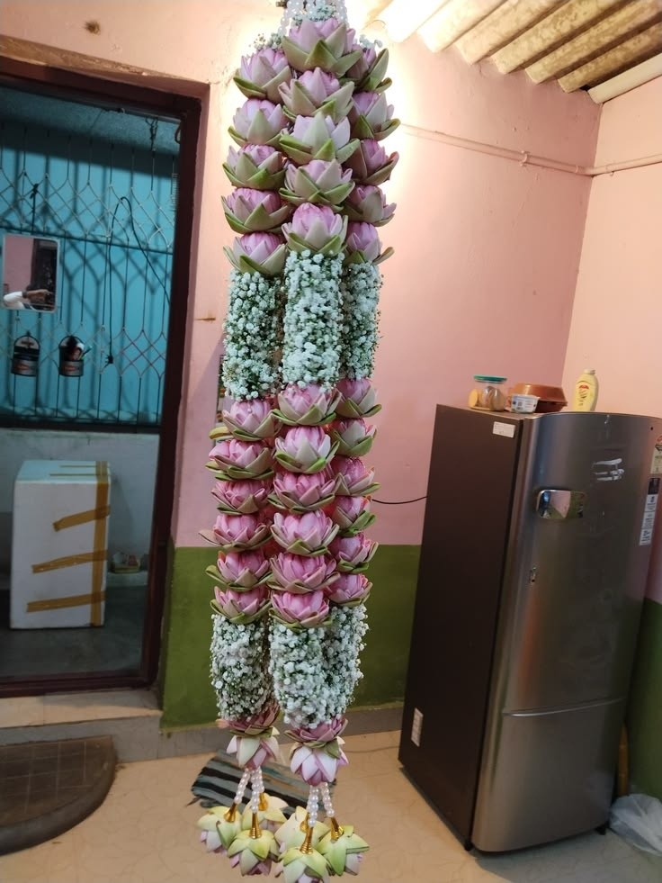 Lotus Garland Design 8